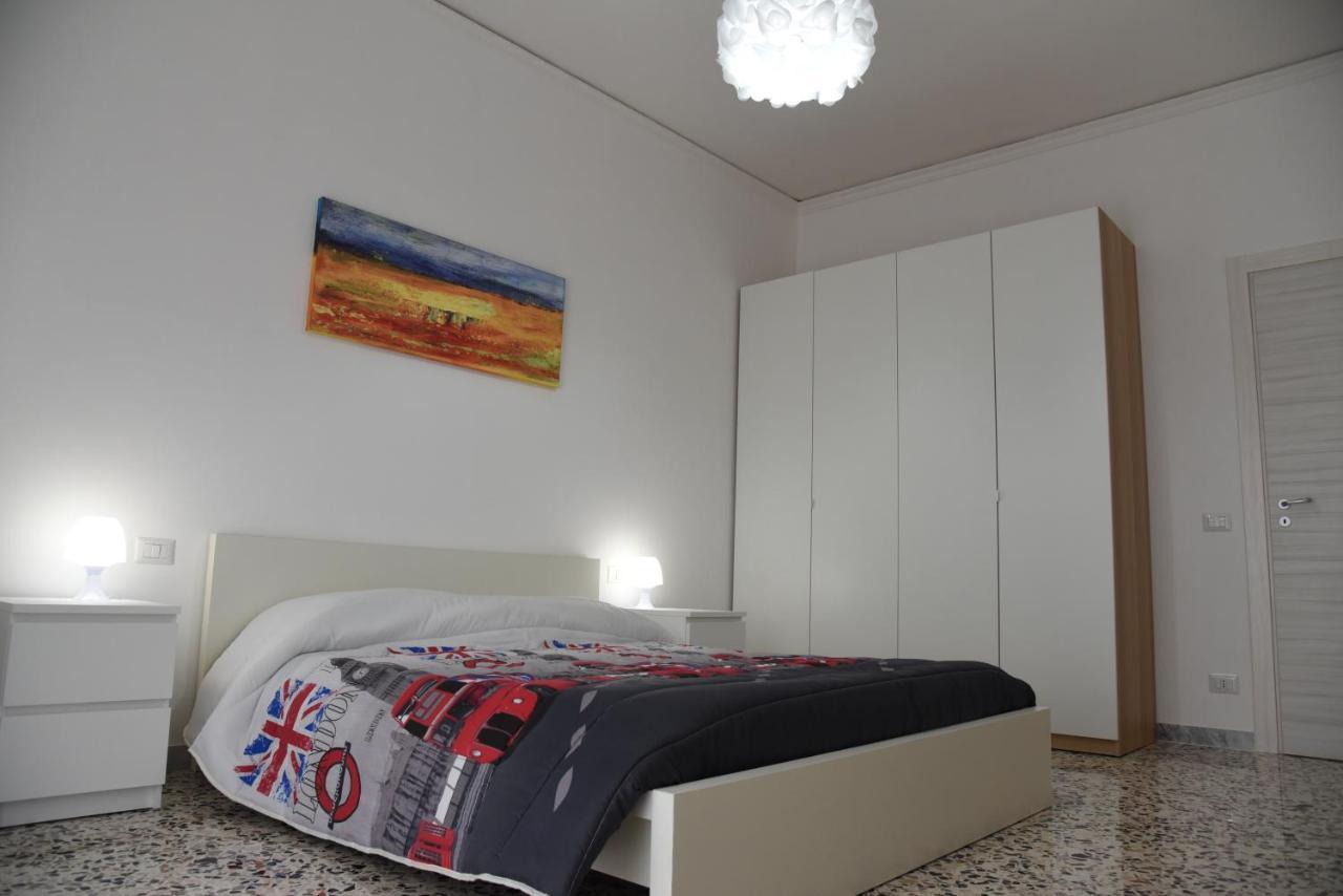 Seasound Bed & Breakfast Salerno Bagian luar foto