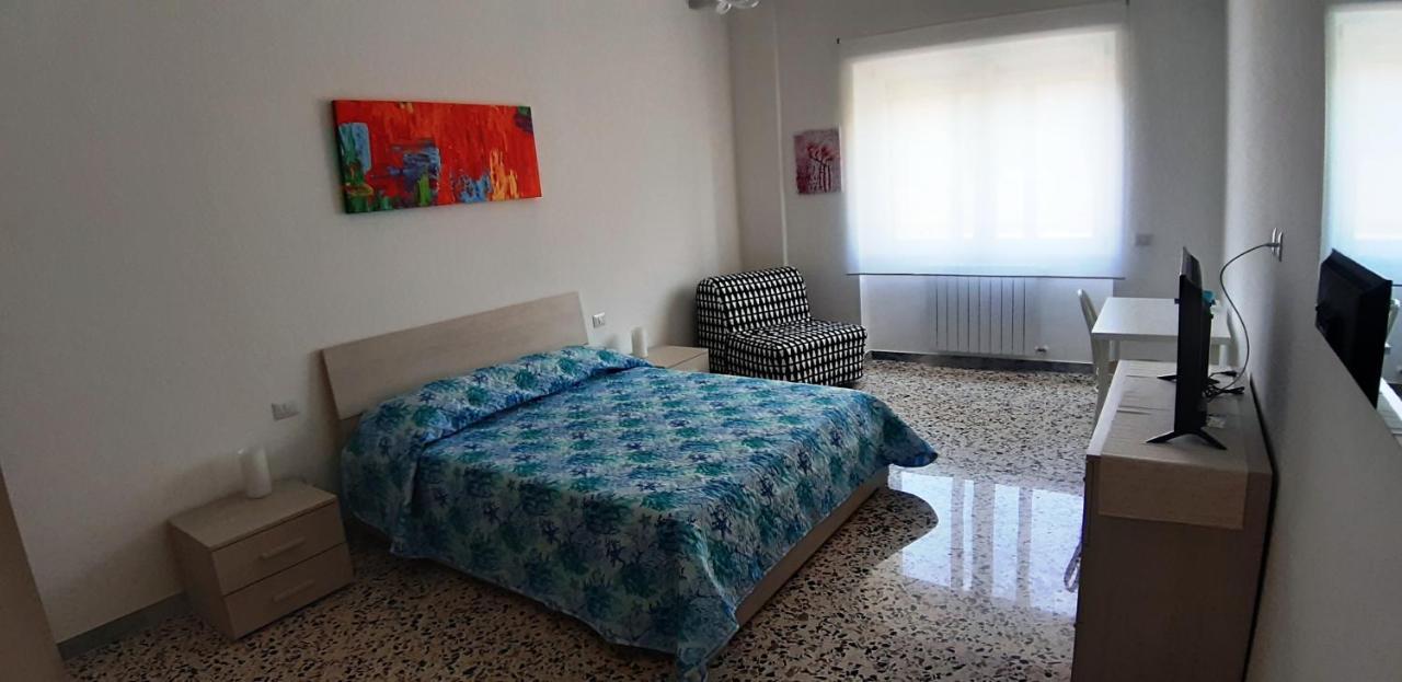 Seasound Bed & Breakfast Salerno Bagian luar foto