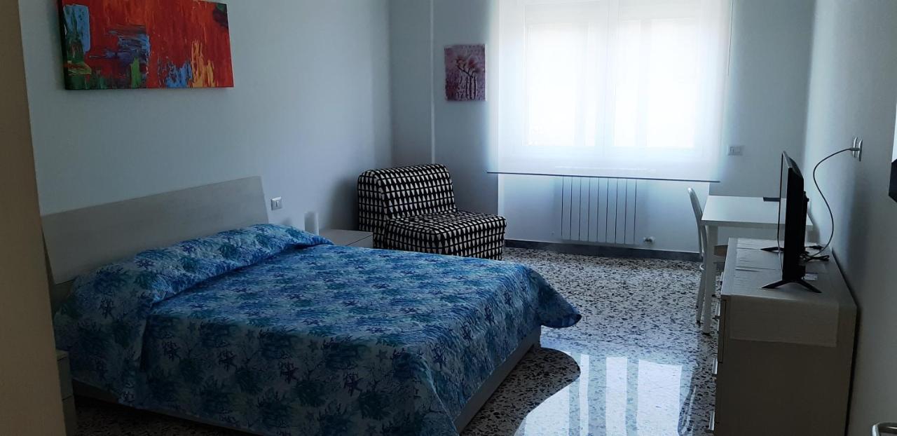 Seasound Bed & Breakfast Salerno Bagian luar foto